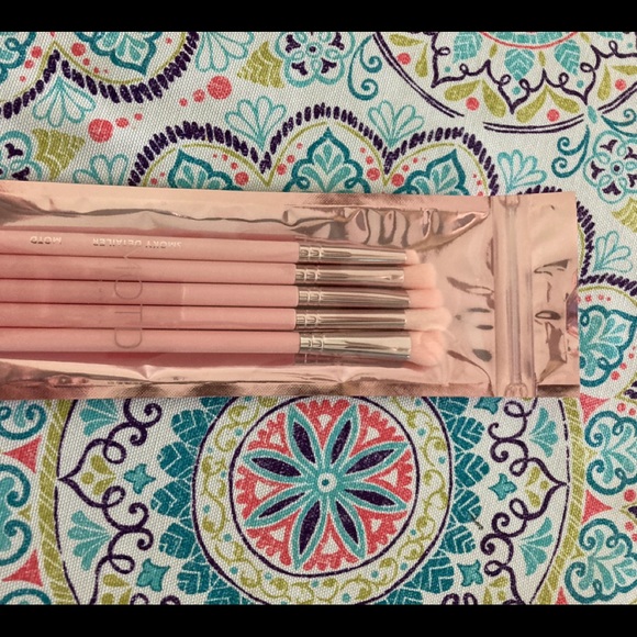 MOTD Brush Set - Picture 2 of 2